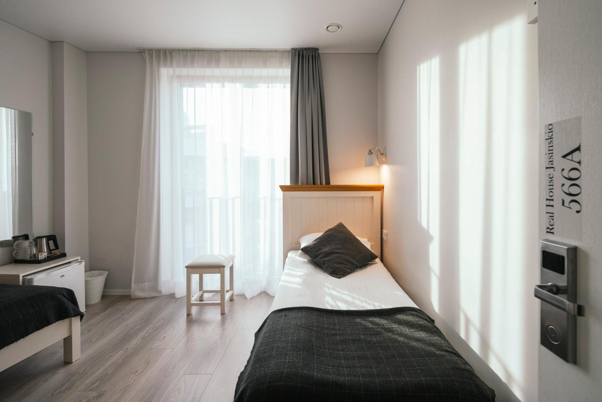 J14A I Rooms & Apartments Automated Self Check-In VNO Værelse billede