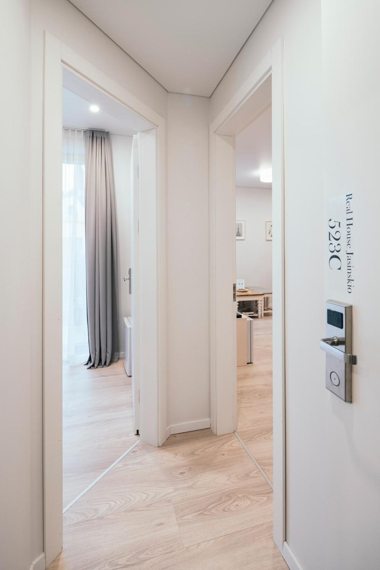 J14A I Rooms & Apartments Automated Self Check-In VNO Værelse billede