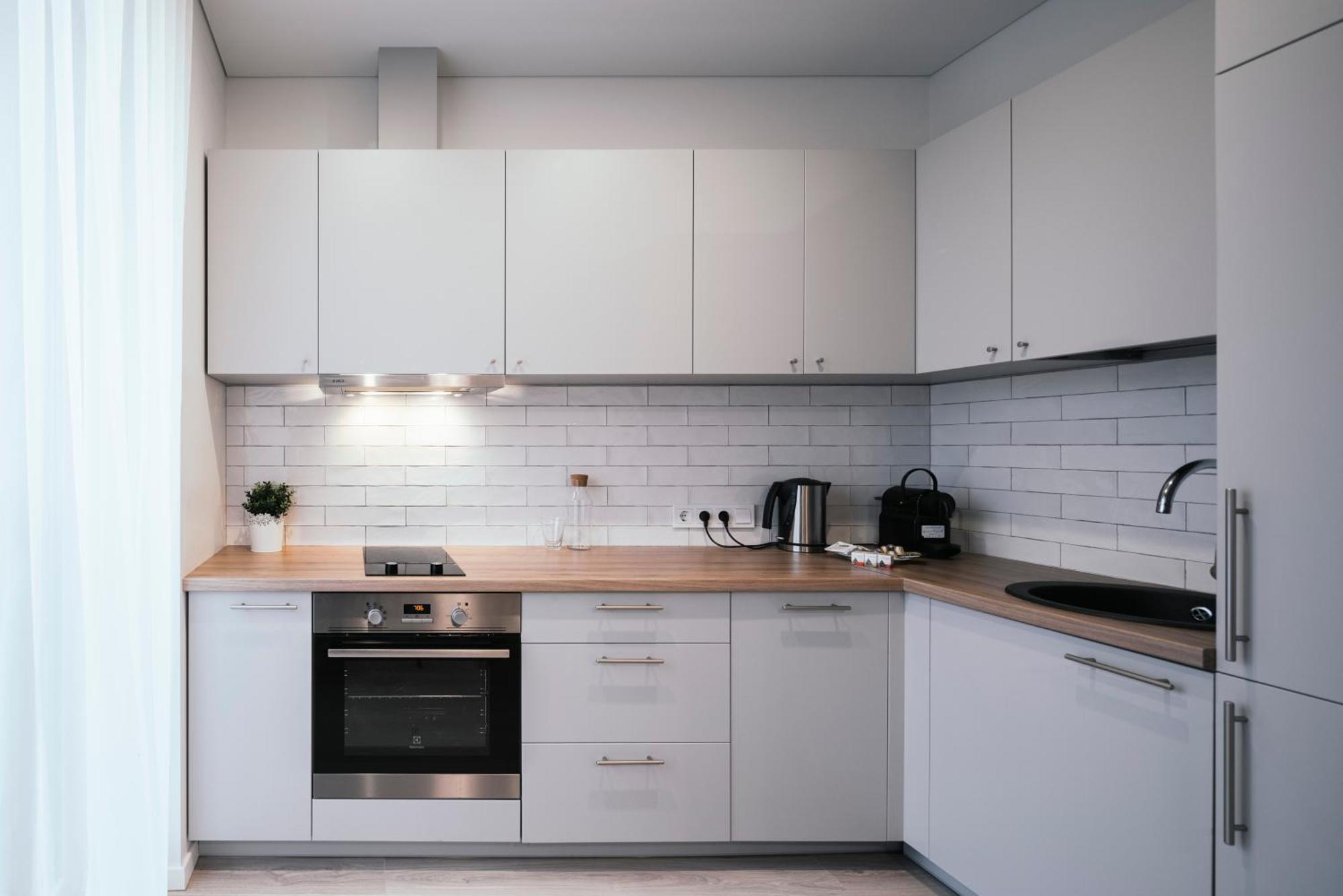 J14A I Rooms & Apartments Automated Self Check-In VNO Eksteriør billede