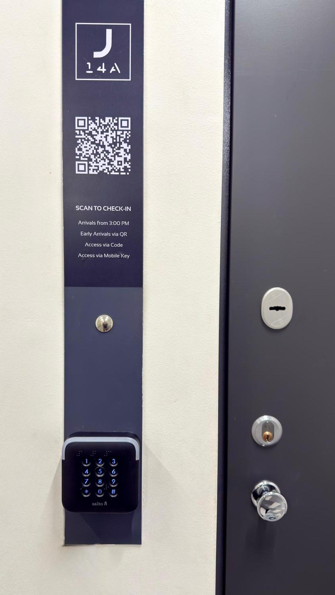 J14A I Rooms & Apartments Automated Self Check-In VNO Eksteriør billede
